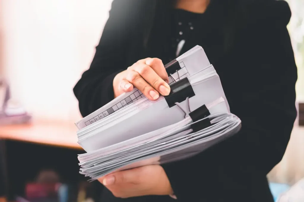Documentos necessários para regularização de terrenos.