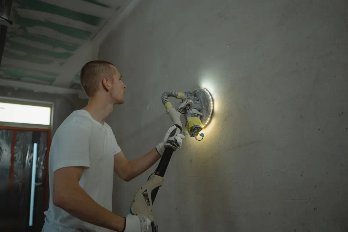 Como Funciona a Impermeabilização de Drywall em Áreas Molhadas? Barreiras de vapor protegem o drywall contra infiltrações e aumentam sua durabilidade. Foto: Reprodução / Canva Pro.