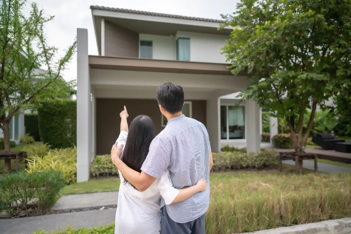 Como financiar terreno e construção com prazo maior? Com prazo maior, o sonho da casa própria se torna mais acessível. Foto: Reprodução / Canva Pro.